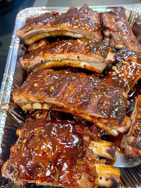 Cindy's Recipes and Awesomeness | Honey Garlic Ribs 😋😋 | Facebook Honey Bbq Ribs, Garlic Ribs Recipe, Garlic Ribs, Honey Garlic Ribs, Mini Crockpot Recipes, Pork Spareribs, Sticky Ribs, Bbq Recipes Ribs, Easy Roast Chicken