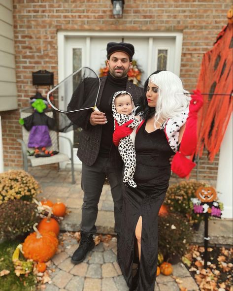 Our family Halloween costumes!! Loved the way they came out ☺️ Family Halloween Costumes, Family Halloween, Fall Halloween, Halloween Costumes, Halloween