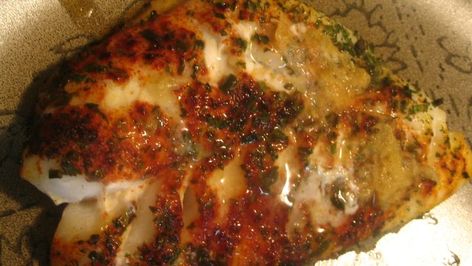 Broiled Orange Roughy With Lemon, Fines Herbes and Paprika Recipe - Food.com Orange Roughy Recipes, Paprika Recipes, Orange Things, South Beach Diet, Dill Sauce, Broiled Fish, Fish Fish, Phase One, Fish Dinner