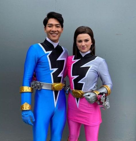 Kai Moya + Hunter Deno #olliemelia Hunter Deno, Power Rangers Cast, Power Ranger Birthday Party, Power Rangers Comic, My Squad, Power Ranger Birthday, Pink Power Rangers, Power Rangers Dino Charge, All Power Rangers