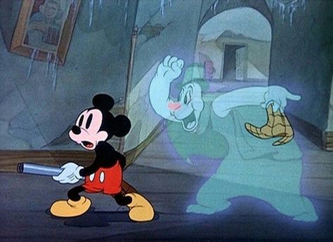 Mickey Disney's Halloween Treat, Best Halloween Movies, Mickey Mouse Halloween, Time Cartoon, Spongebob Funny, Disney Haunted Mansion, Halloween Movie, Walt Disney Animation Studios, Halloween Quotes