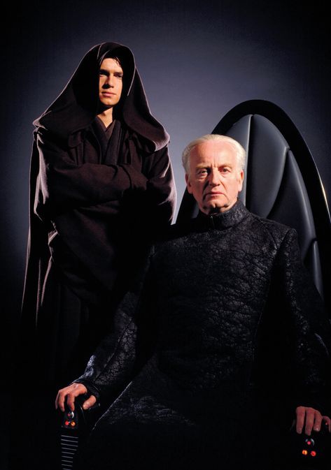 Darth Sidious, Anakin Vader, Revenge Of The Sith, Sith Empire, Clever Halloween Costumes, Star Wars Books, Star Wars Models, The Sith, Star Wars Jokes