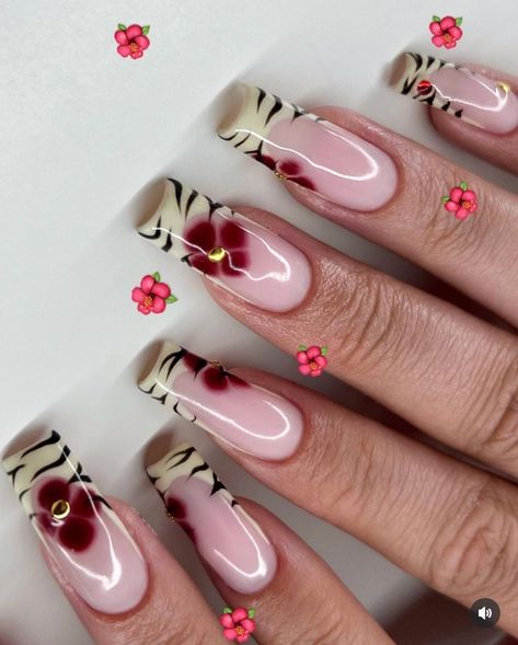 Acrylic Nail Designs Short Square, Colorful Square Nails, Nail Ideas Solid Colors, Summer Nail Sets, Square Nail Art, Paznokcie Hello Kitty, Pattern Nails, Short Pattern, Short Square Nails