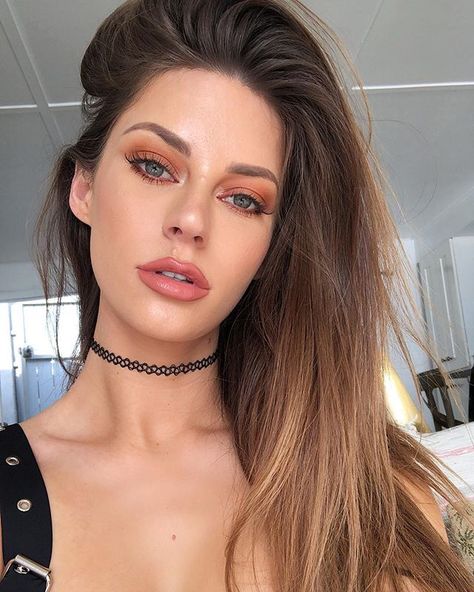 Hannah Stocking https://familytron.com/hannah-stocking/ Hannah Stocking, Lele Pons, Amanda Cerny, Hair Photography, Alcohol Aesthetic, Social Media Stars, High Ponytails, I Love Girls, Green Eyes