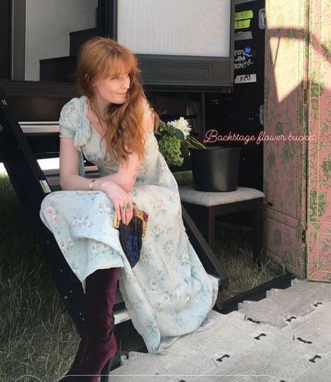 Mairead Lewin (@maireadlewinvintage) • Instagram photos and videos Florence Welsh, Florence Welch Style, Kari Jobe, Florence Welch, Fresh Beauty, Florence The Machines, This Is Your Life, Romantic Outfit, Pentatonix