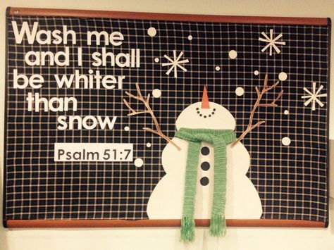 New Years Bulletin Board Ideas Church, New Year Church Bulletin Board Ideas, Christian Winter Bulletin Boards, Snowman Bulletin Board Ideas, Winter Themed Bulletin Boards, Winter Doors, Bulletin Board Winter, Christian School Bulletin Boards, Winter Boards