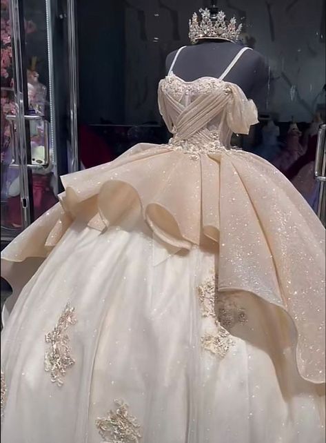 formalgowns Organza Quinceanera Dress With Ruffles For Wedding, Princess Organza Ball Gown For Banquet, Princess Style Organza Ball Gown For Banquet, Organza Ball Gown With Sweetheart Neckline For Debutante Ball, Wedding Quinceanera Dress With Ruffles In Organza, Banquet Ball Gown With Sweetheart Neckline And Ruffles, Sweet 16 Organza Ball Gown Dress, Organza Quinceanera Dress With Sweetheart Neckline, Organza Quinceanera Dress With Sweetheart Neckline For Debutante Ball