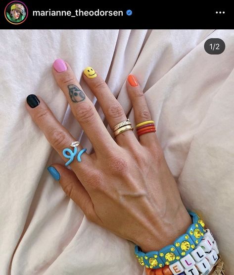 Mismatched Nail Art Short, Mix Matched Nails, Peggy Gou Nails, Simple Funky Nails, Mix Match Nail Designs, Short Nails Bright, Short Funky Nail Designs, Funky Nails Short, Short Maximalist Nails