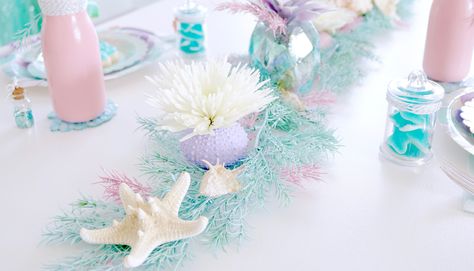 Mermaid Table Decor, Mermaid Table Decorations, Mermaid Table, Girls Mermaid Party, Dolphin Party, Oneder The Sea, Mermaid Theme Birthday Party, Mermaid Magic, Summer Party Decorations