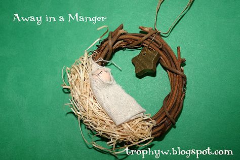 Away in a Manger Ornament  This would be a great school Christmas project. Manger Ornament, Jesus In A Manger, Jesse Tree Ornaments, Christmas Hampers, Christ Centered Christmas, Kids Ministry, Homemade Ornaments, Nativity Ornaments, Nativity Crafts