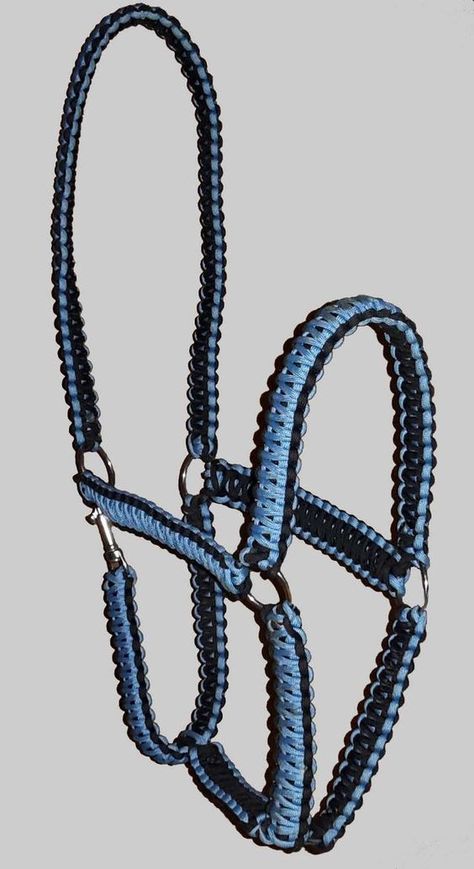 Rope Bridle, Horse Tack Diy, Paracord Projects Diy, Horse Halters, Horse Care Tips, Horse Halter, Paracord Dog Collars, Paracord Diy, Western Horse Tack