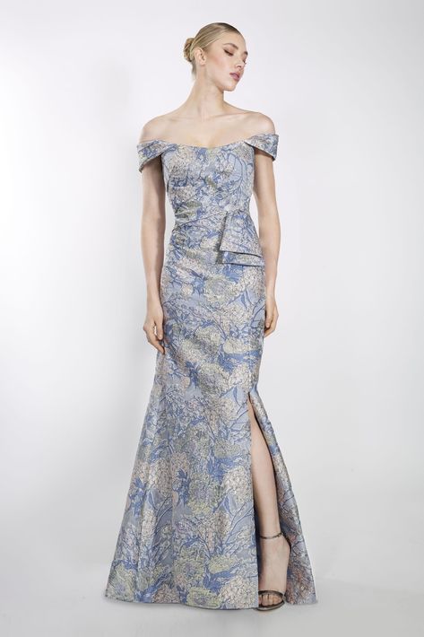 920 - Janiquebyk Long Floral Gown, Floral Evening Gown, Batik Modern, Dress Batik, Mother Of The Bride Gown, Drape Sleeves, Bride Gowns, Mermaid Skirt, Jacquard Dress