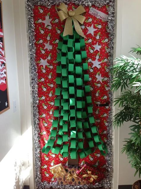 Christmas Tree Door Decorating Contest, Decorated Doors For Christmas, Tree Door Decoration, Cafeteria Decorations, Teacher Door Decorations, Diy Christmas Door Decorations, Recycled Christmas Tree, Christmas Tree Door, Door Decorations Classroom Christmas