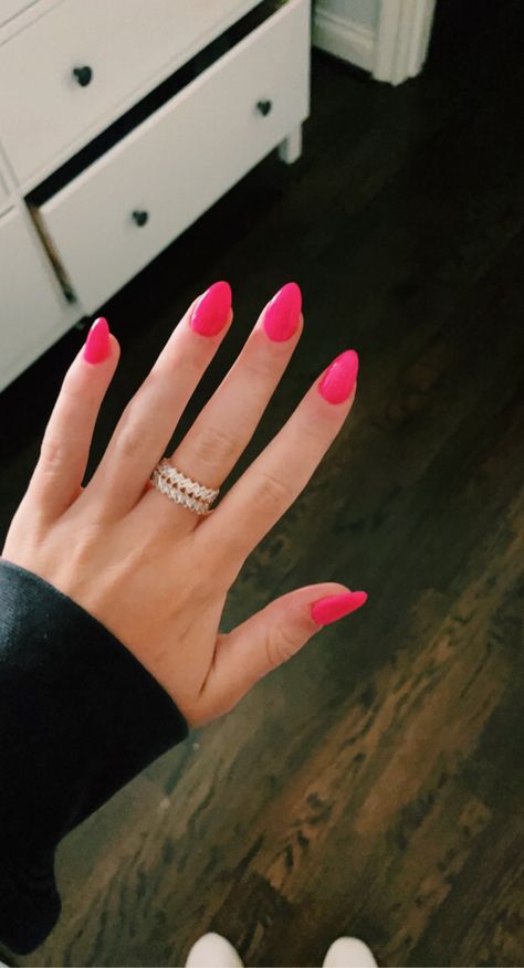 Simple Nails Hot Pink, Hot Pink Almond Nails, Hot Pink Almond, Bts Nails, Holidays Nails, Nails Sns, Pink Almond Nails, Dip Polish, Almond Nails Pink