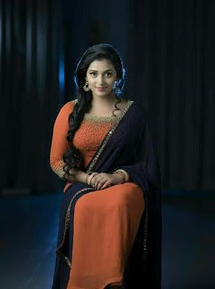 Facts N' Frames-Movies | Music | Health | Tech | Travel | Books | Education | Wallpapers | Videos: Anu Sithara- Ultimate Collection of HD Images Anu Sithara, Saree Photoshoot, Malayalam Actress, Churidar, Indian Beauty Saree, India Beauty, Desi Beauty, Hd Images, Kerala