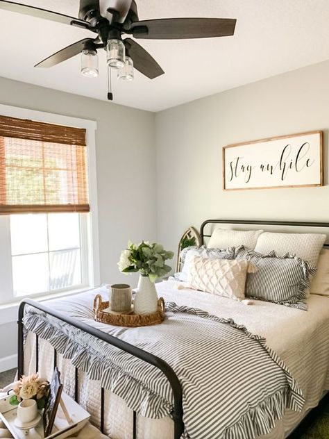 Decor your bedroom with this VECELO bed frame~ Farmhouse Guest Bedroom, American Farmhouse Style, American Farmhouse, Guest Bedroom Decor, Guest Room Decor, Farmhouse Bedding, Farmhouse Bedroom Decor, Spare Bedroom, Farmhouse Bedroom