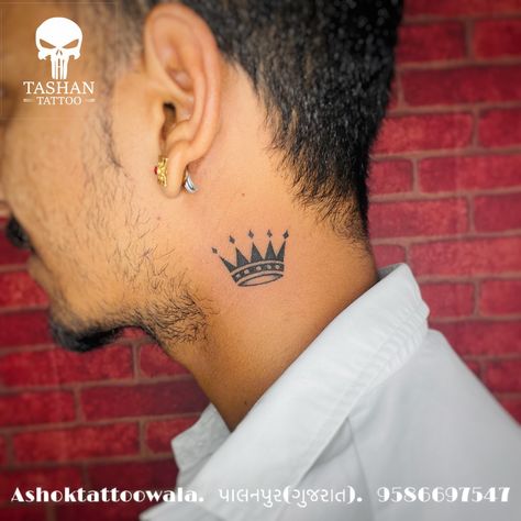 TashanTattoo
AshokTattooWala
S.4.5,Tirupati plaza
Opp. New bus stand
Near gd modi collage
Palanpur (gujrat)
9586697547
9687533310 Crown Neck Tattoo, Kiss Tattoos, Tattoo Neck, Back Of Neck Tattoo, Crown Tattoo, Band Tattoo, Neck Tattoo, Head And Neck, Back Tattoo