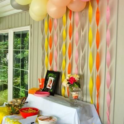 Balloon and Streaming Food table backdrop pink yellow and white steamers and balloons Lila Party, Paper Decorations Diy, Party Entertainment, Outdoor Party, Grad Parties, Cool Stuff, Party Planner, Decoration Table, Party Event