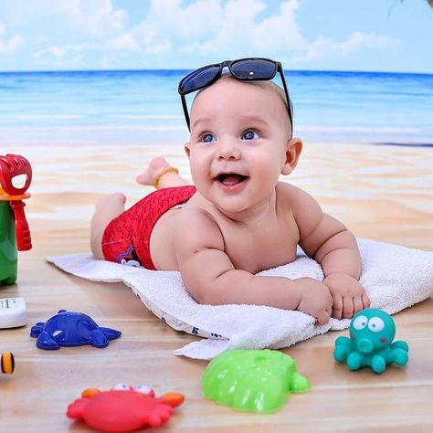 Summer Baby Pictures, Beach Baby Photography, Baby Beach Pictures, Baby Beach Photos, Vom Avea Un Copil, Twin Baby Photos, Popoyo, 5 Month Baby, Baby Photography Poses