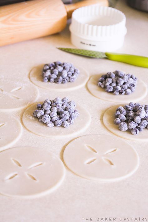 The Baker Upstairs: huckleberry hand pies Huckleberries Recipes, Pnw Recipes, Huckleberry Desserts, Huckleberry Recipes, Huckleberry Pie, Aip Desserts, Mini Pie, Blueberry Recipes, Hand Pies