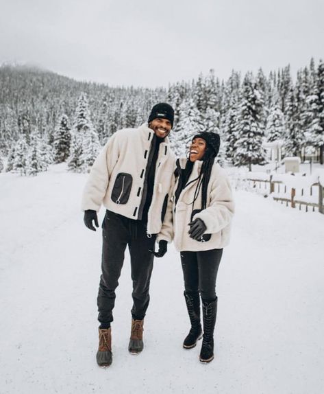 His & Hers Outfits, Black Couple Winter Photoshoot, Thanksgiving Outfits For Couples, Black Couple Winter Outfits, Banff Winter Outfit, Black Couples Outfits, Matching Fall Outfits For Couples, Black Couples Matching Outfits Winter, Couples Winter Outfits