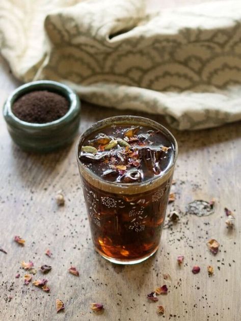 Healthy Coffee Recipes, Homemade Cold Brew Coffee, Vegan Beverages, Cardamom Coffee, Coffee Recipe Healthy, Vegan Drinks Recipes, Coffee Syrups, Streusel Coffee Cake, Creamer Recipe