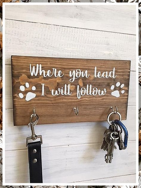 Dog Gifts - Visit Amazon.com to get the best designs. Signs With Hooks Ideas, Dog Leash And Key Holder Diy, Leash Hook Ideas, Dog Hooks For Leash, Dog Wood Crafts, Diy Dog Leash Holder, Cricut Home Projects, Dog Leash Station, Cricut Dog Projects