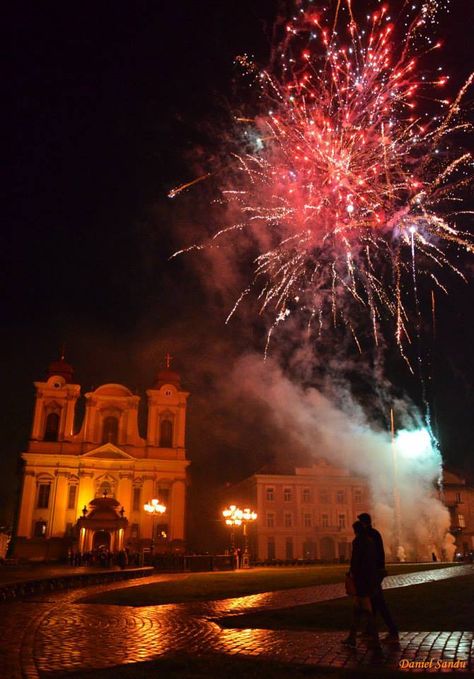 Temisvar, Rumunija | Timisoara fireworks, Romania Transylvania Romania Aesthetic, Veliko Tarnovo Bulgaria Photography, Romania Oradea, Transylvania Romania, Sighisoara Romania, Fireworks, Romania, Places To Visit, Building