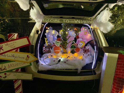 Trunk Or Treat Grinch Theme, The Grinch Trunk Or Treat, Grinch Trunk Or Treat, Grinch Car Decorations For Parade, Grinch Golf Cart Parade, Grinch Christmas Float, Grinch Trunk Or Treat Ideas, Grinch Truck, Whoville Christmas