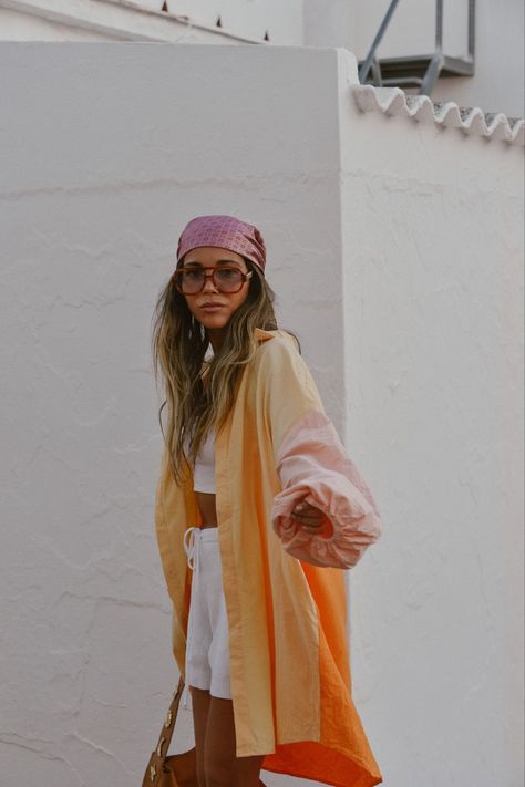 Look Festival, Shotting Photo, Boho Chic Outfits, Natural Fabric, Festival Looks, Outfits Verano, Foto Inspiration, Vibrant Orange, Colour Block