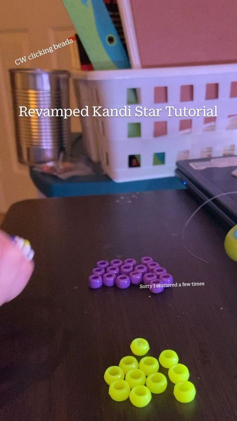 Kandi Star, Kids Diy Crafts, Diy Kandi Bracelets, Diy Kandi, Star Tutorial, Bracelet Craft, Diy Crafts For Girls, Pony Bead Patterns, Kandi Patterns