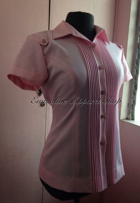 Pink pleated blouse uniform Office Uniform For Women Blouses, Uniform Blouse Designs, Office Uniform For Women, Women Office Blouse, Ladies Shirt Design, Uniform Ideas, Cholesterol Lowering, Female Office, Office Blouse