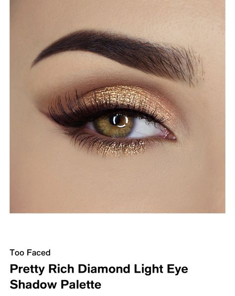 Sparkly Gold Eye Makeup, Black And Gold Makeup Looks Simple, Makeup For Black And Gold Dress, Gold Formal Makeup, Golden Makeup Look Glam, Golden Eyeshadow Looks, Bronze Gold Makeup, Simple Gold Eye Makeup, Gold And Brown Eye Makeup