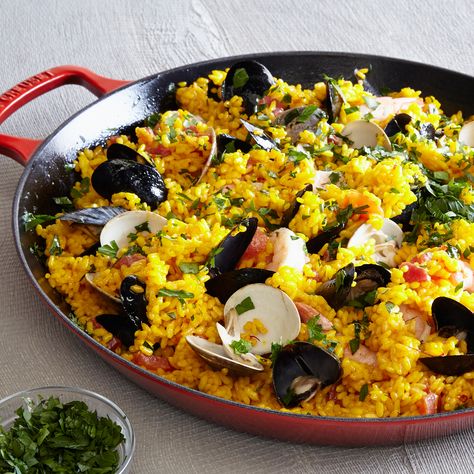 Sur La Table Recipes, Paella Recept, Mixed Seafood, Paella Recipe Seafood, Seafood Mix, Seafood Paella, Paella Recipe, Main Course Recipes, World Recipes