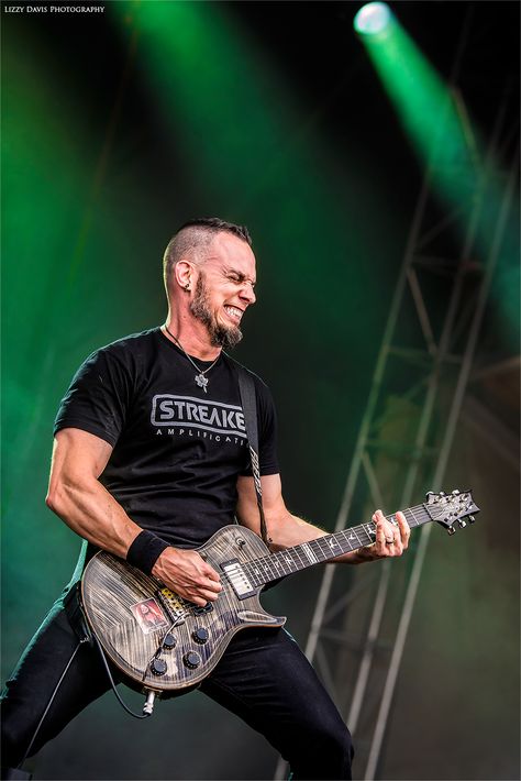 Mark Tremonti - Tremonti (+ Alter Bridge) at Welcome to Rockville 2019 / © Lizzy Davis Photography | Rock: Front/Center Welcome To Rockville, Ghostbusters Theme, Mark Tremonti, Christian Rock Bands, Alter Bridge, Zakk Wylde, Black Label Society, Christian Rock, Guitar Players