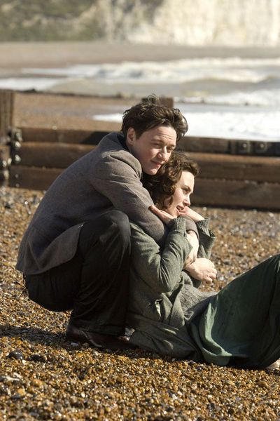 This movie breaks my heart! I own it and have only seen it in its entirety once! Atonement (2007) Atonement Movie, I Love Cinema, Anna Karenina, Boardwalk Empire, Atonement, Movie Screen, Karl Marx, Jules Verne, Film Inspiration