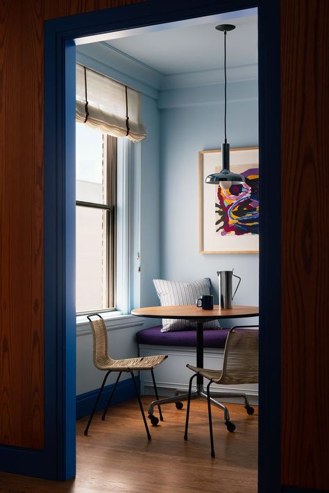 Would You Double Drench? This Viral Paint Trend Is Taking the Interiors World by Storm Aubergine Bedroom, 70s Apartment, Miami Apartment, Built In Banquette, Paint Trends, Manhattan Apartment, Waverly Place, Hamptons House, Style Deco