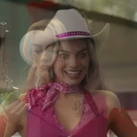 Reaction Pic Aesthetic, Barbie Memes Movie, Barbie Reaction Pics, Nick Miller, Barbie Birthday, Barbie Movies, Barbie And Ken, Barbie World, Margot Robbie