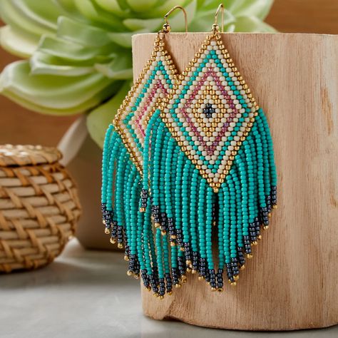 Boho Diamond Seed Bead Fringe Earrings Metis Beadwork, Seed Bead Patterns Free, Seed Bead Bracelets Tutorials, Simple Beaded Necklaces, Bead Matted, Beadwork Earrings, Bead Fringe, Beaded Necklace Patterns, Beaded Earrings Tutorials