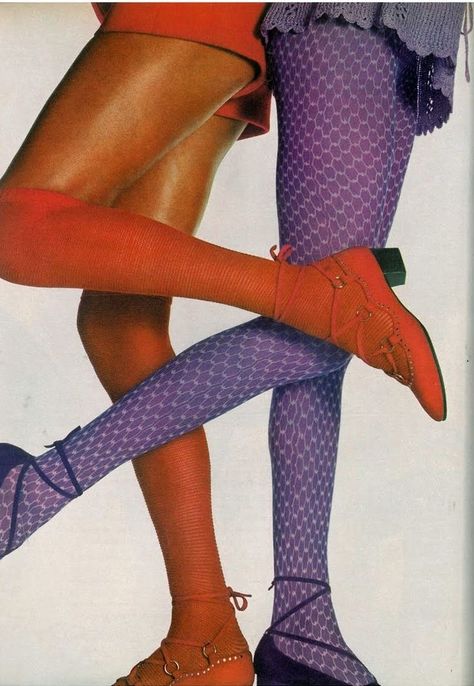 Suga Vogue, Funky Tights, Cool Tights, Irving Penn, Promise Me, Vogue Archive, 70’s Fashion, Colored Tights, 60s Fashion