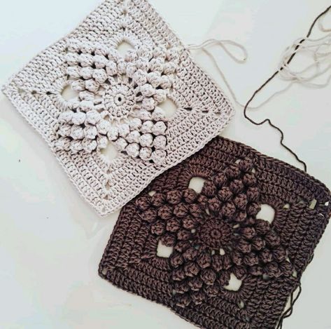 How to crochet Granny Square Popcorn stitch Free Crochet Granny Square, Crochet Granny Square Pattern, Crochet Baby Sweaters, Granny Square Pattern, Crochet With Cotton Yarn, Popcorn Stitch, Crochet Afgans, Baby Sweater Knitting Pattern, Crochet Circles