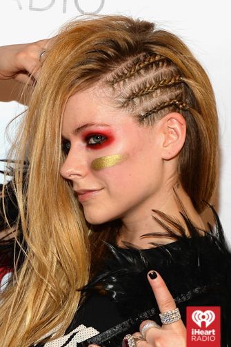 Rock And Roll Hair, Rock Star Hair, Rocker Hair, Avril Lavigne Photos, Rock Hairstyles, Big Braids, Viking Hair, Festival Hair, Long Blonde