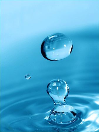 Drops Of Water, Water Aesthetic, Water Pictures, Water Projects, Surface Water, Water Bubbles, Water Element, Water Photography, Water Art