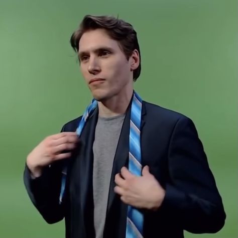 Jerma Green Screen, Bo Burnham, Having No Friends, Team Fortress 2, He Makes Me Happy, Me As A Girlfriend, Single Person, I Want Him, Gay Love