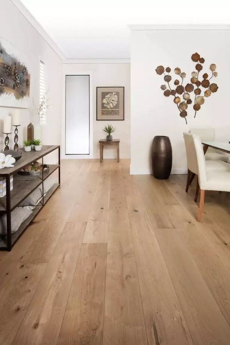 Wood Floor Colors, Hardwood Floor Colors, Living Room Wood Floor, Interior Design Per La Casa, Luxury Flooring, Light Wood Floors, Flooring Inspiration, Oak Flooring, Flooring Trends