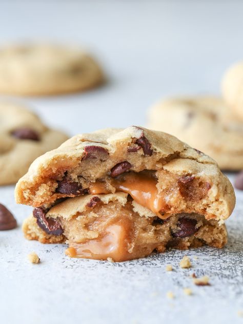 Basic Chocolate Chip Cookies, Stuffed Chocolate Chip Cookies, Chocolate Chunk Brownies, Completely Delicious, Salted Caramel Cookies, Caramel Chocolate Chip Cookies, How To Melt Caramel, Making Butter, Chocolate Chip Cookies Recipe