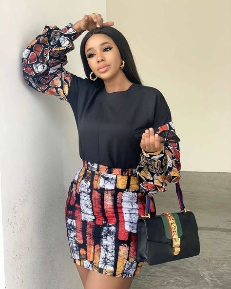 Latest Ankara Styles: Beautiful Ankara Plain And Pattern StylesLatest Ankara Styles 2020 and Information Guide Plain And Pattern Styles, Plain And Pattern, Ankara Dress Designs, Ankara Dress Styles, Short African Dresses, Best African Dresses, African Fashion Skirts, Ankara Skirt, African Lace Dresses