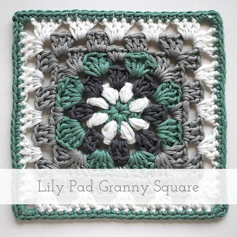 Lily Pad Granny Square | Free pattern + tutorial Granny Square Free Pattern, Blossom Crochet, Afghan Squares, Crochet Square Blanket, Flower Granny Square, Granny Square Pattern, Crochet Blocks, Crochet Square Patterns, Granny Squares Pattern