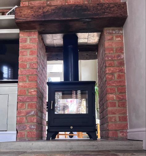 Double (sided) Trouble with a 3rd stove for our wonderful client in Braughing. An upgraded double sided stove in the Chesneys Salisbury fitted with flexible liner in the flue and twin wall flue from stove due to fireplace beams #doublesidedstove #doublesidedwoodburner #doublesidedfire #chesneydoublesidedburner #chesneydoublesided #braughing Double Sided Fireplace Living Room, Westbury House, Double Sided Log Burner, Luxury Fireplace, Nantucket Cottage, Double Sided Stove, Two Sided Fireplace, Log Burning Stoves, Fireplace Beam