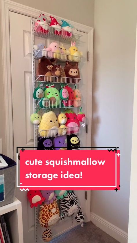 Cute Stuffed Animal Storage Ideas, Stuffed Animal Bedroom Storage, Ways To Organize Squishmallows, Big Squishmallow Storage, Storage For Squishmallows, Where To Store Squishmallows, Squishmallow Storage Aesthetic, How To Store Squishmallows In Bedroom, Ways To Store Plushies